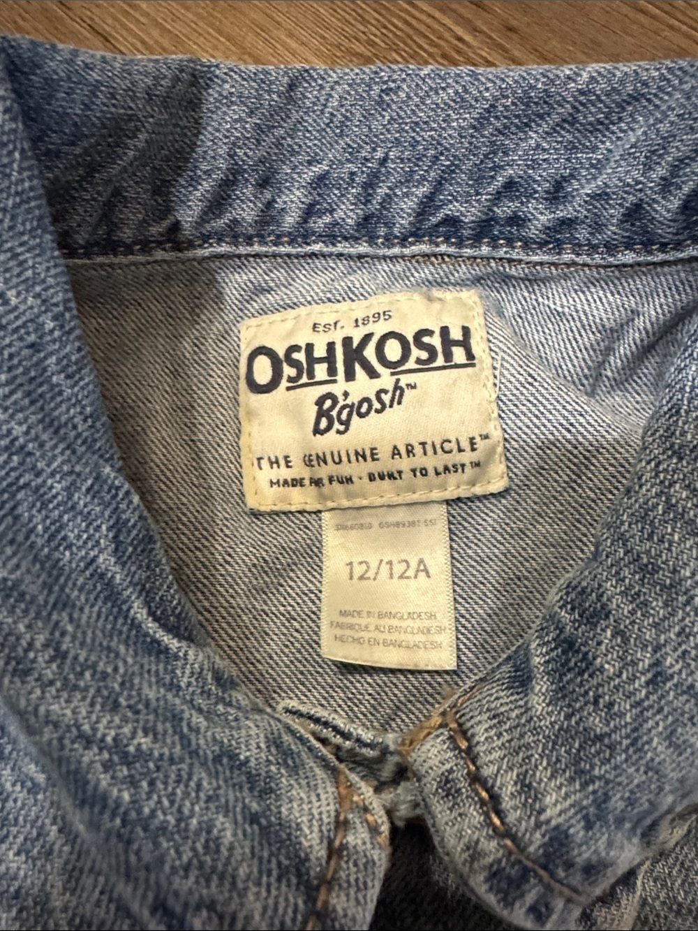 OshKosh B'gosh Light Blue Denim Jacket wish Snaps and Pockets. 12. Like New! - Picture 2 of 6